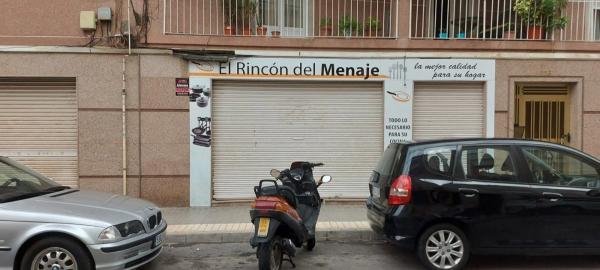 Local en Barrio Carrús Este