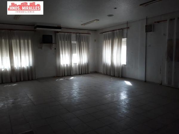 Local en Algoda-Matola-Llano de San José