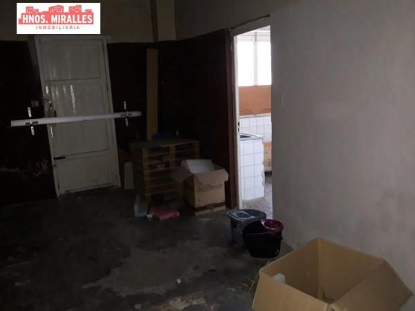 Local en Algoda-Matola-Llano de San José