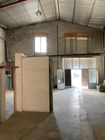 Nave en avenida d'Elx, 25