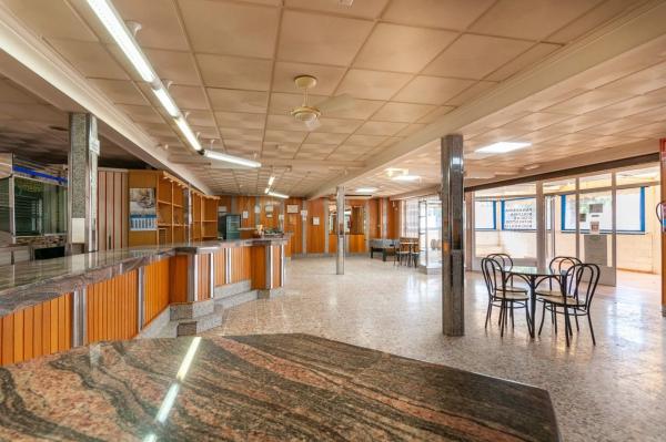 Nave en carretera Elche-Santa Pola