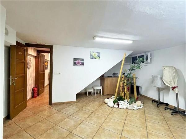 Local en Barrio Toscar