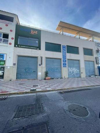 Local en avenida D'Escandinàvia, 72