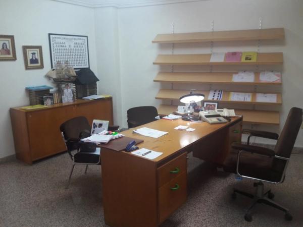 Local en Barrio Carrús Oeste