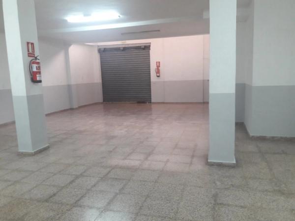 Local en Barrio Carrús Oeste