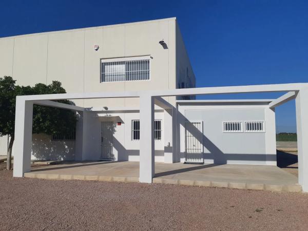 Nave en vereda Cachapet, 38