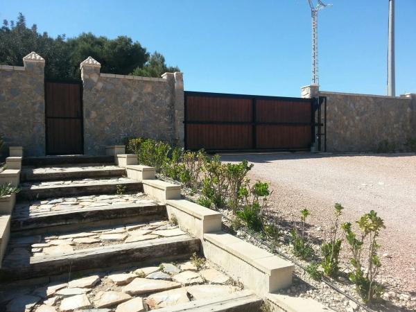 Nave en vereda Cachapet, 38