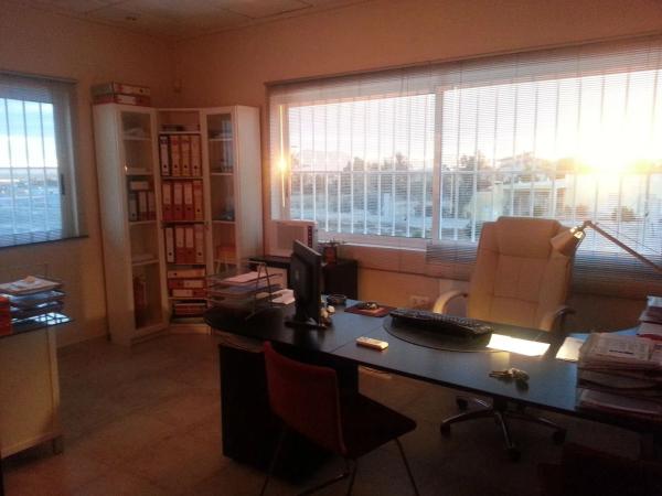 Nave en vereda Cachapet, 38