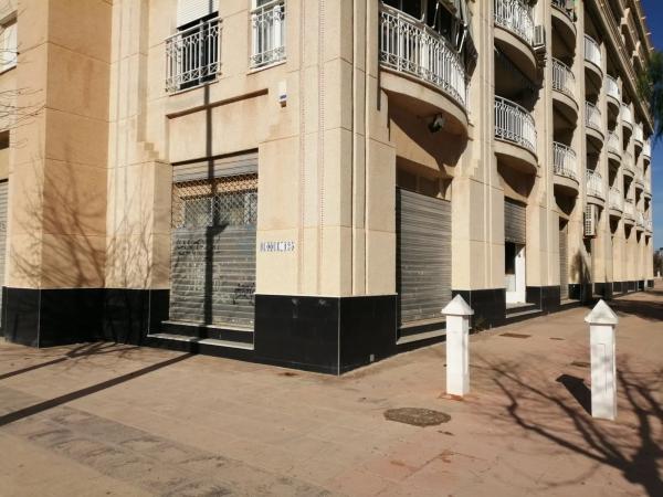 Local en avenida salamanca, 10