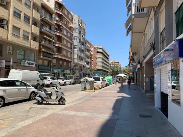 Local en calle del Capità Antoni Mena