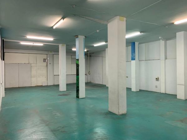 Local en calle del Capità Antoni Mena