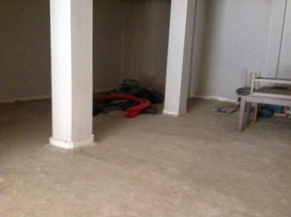 Local en manuel garrigos alberola