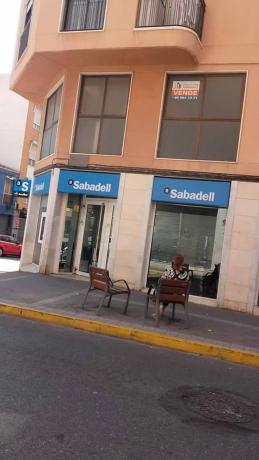 Local en calle Emilio Sala Hernandez, 31