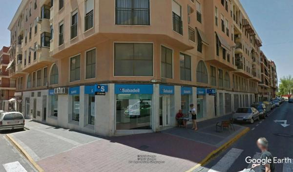 Local en calle Emilio Sala Hernandez, 31