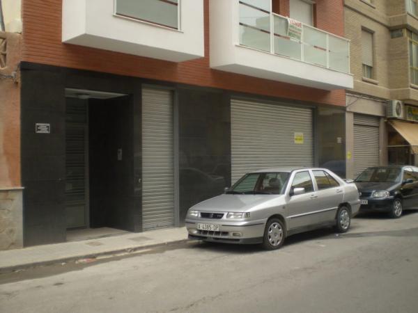 Local en calle Pintor Velazquez, 29