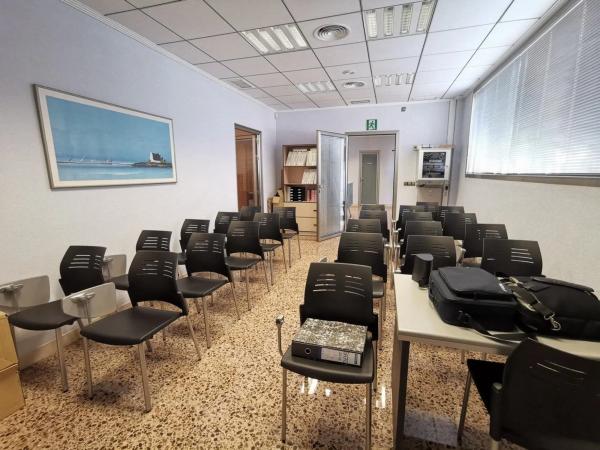 Local en Barrio Travalón