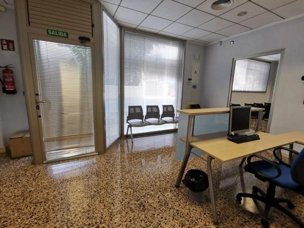 Local en Barrio Travalón