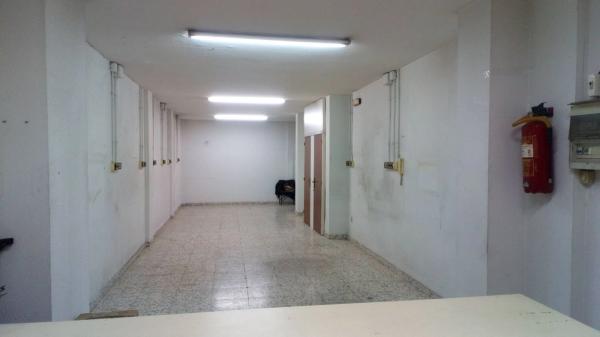 Local en calle ruperto chapí, 66