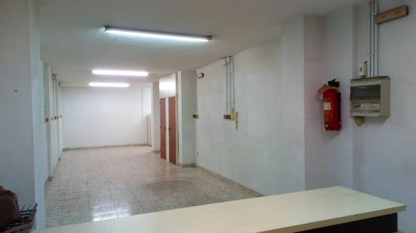 Local en calle ruperto chapí, 66