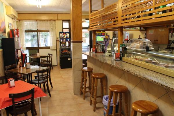 Local en avenida Vicente Blasco Ibañez, 18