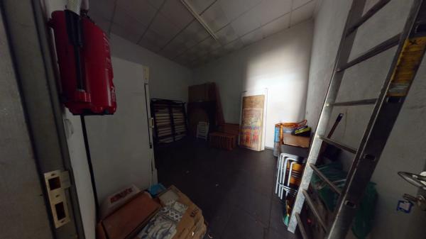 Local en calle Alcoi