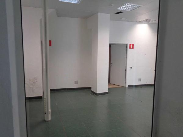 Local o nave en plaza la Font