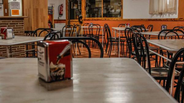 Local en avenida Francisco Victoria Laporta, 4