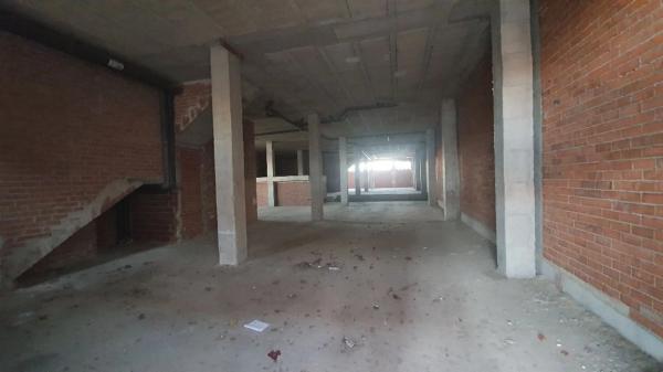 Local o nave en avenida del País Valencià