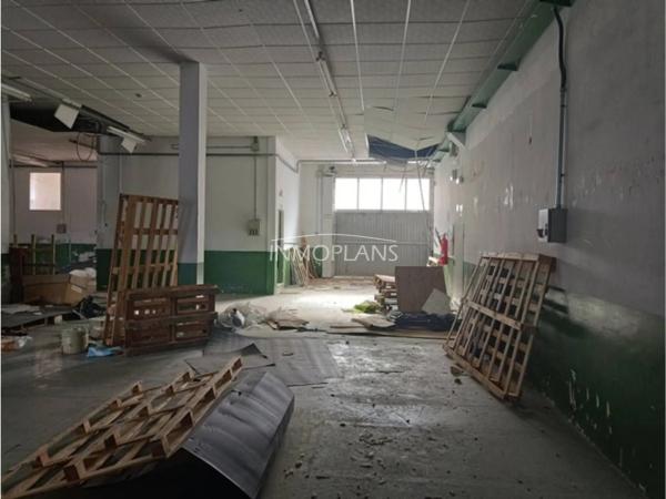 Nave en calle Major, 1