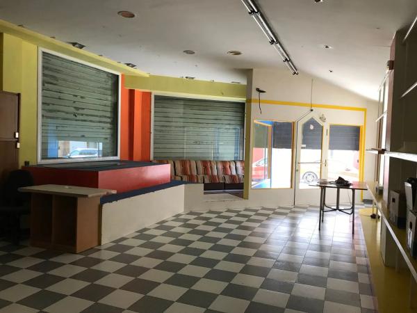 Local en calle Doctor Fleming, 16