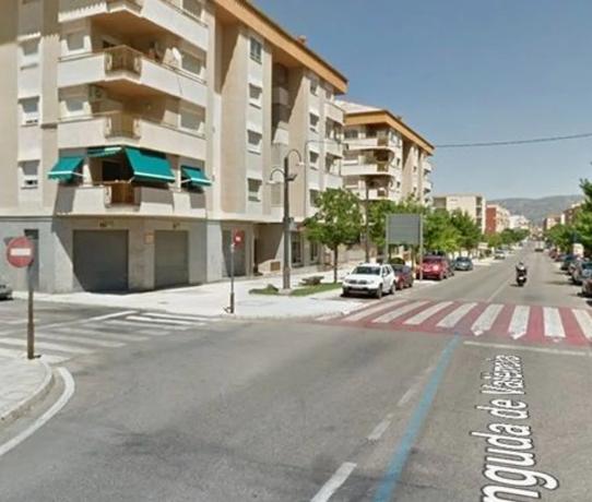 Local en avenida de València, 84