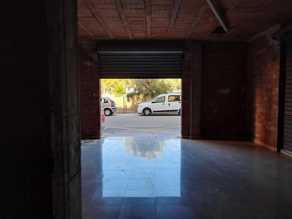 Local en avenida de València, 84