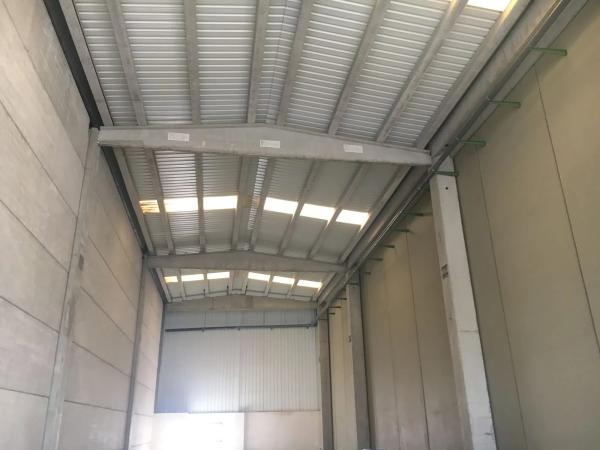 Nave en avenida d'Alacant, 11