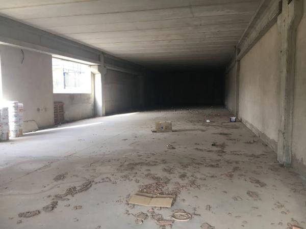 Nave en avenida d'Alacant, 11