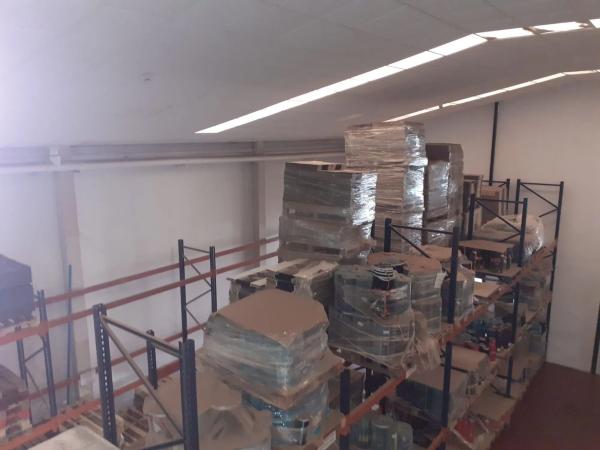 Nave en calle Franca, 19