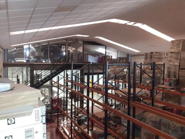 Nave en calle Franca, 19