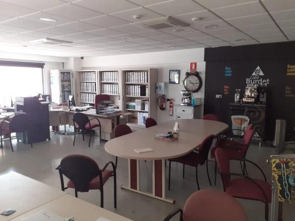 Nave en calle Franca, 19