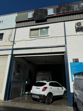 Nave en Barrio Babel