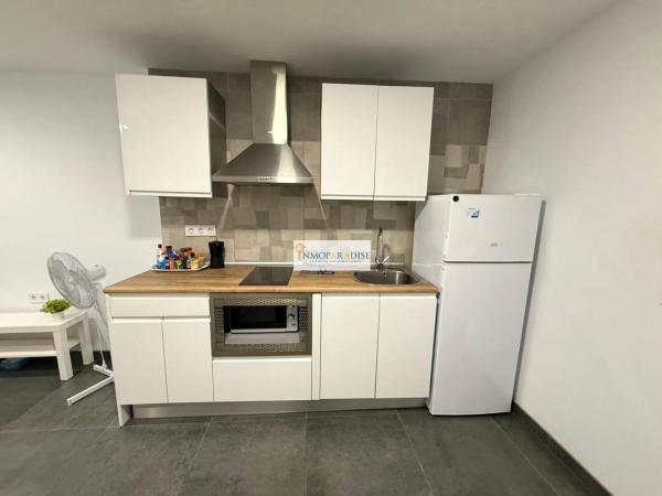 Local en calle Cardenal Payá