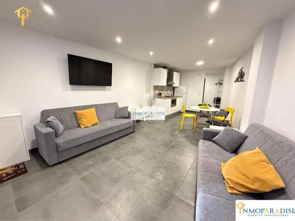 Local en calle Cardenal Payá