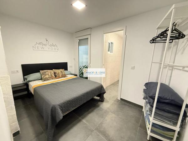 Local en calle Cardenal Payá