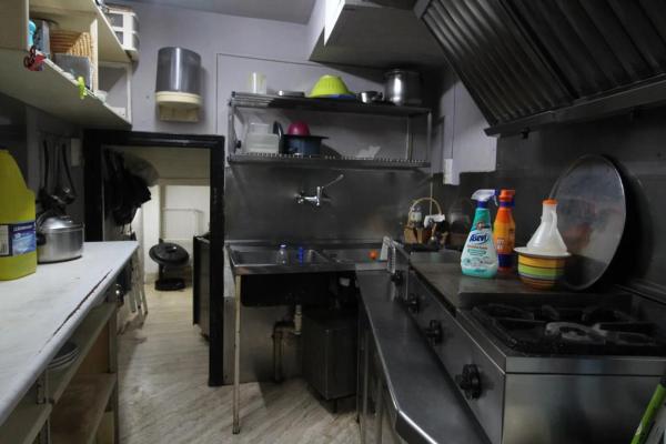 Local en plaza Deportista Andres Muñoz