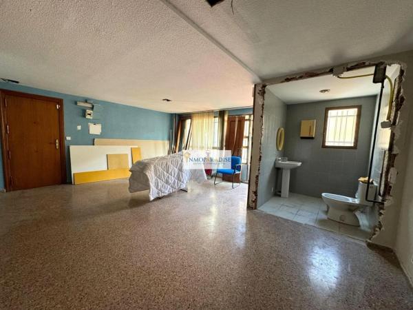 Local en calle de Gongora