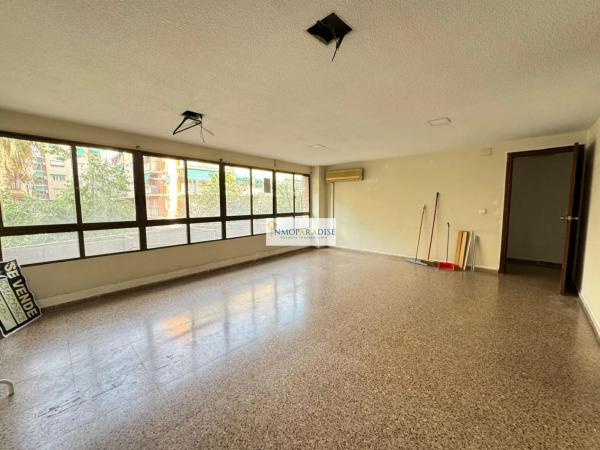 Local en calle de Gongora