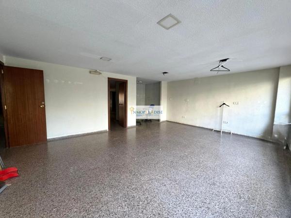 Local en calle de Gongora