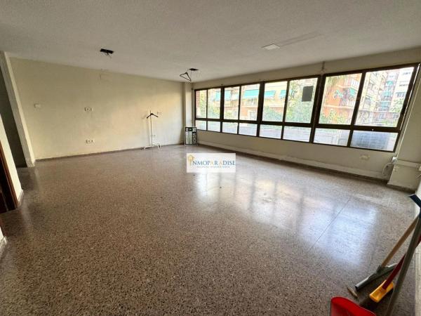 Local en calle de Gongora