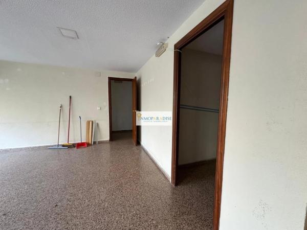 Local en calle de Gongora