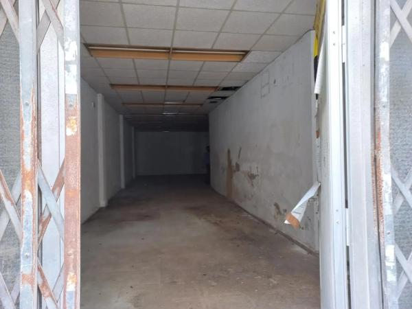 Local o nave en calle Antares