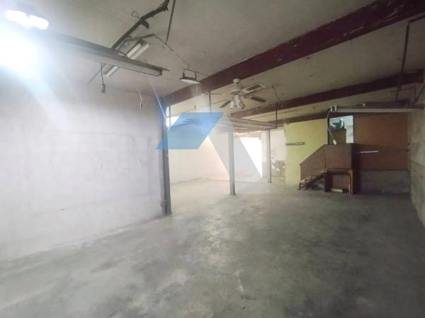 Local en Barrio Carolinas Bajas