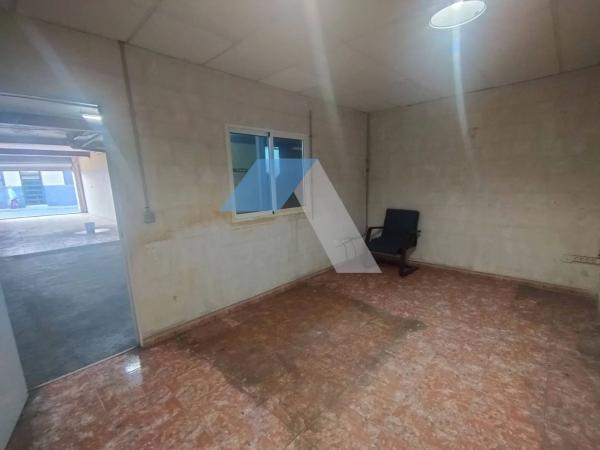 Local en Barrio Carolinas Bajas